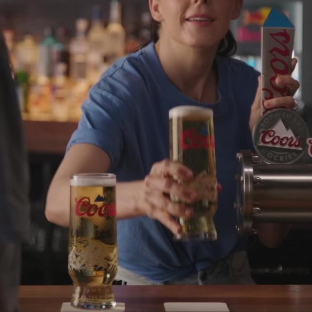 Have you tried the world's most refreshing beer? 🍻 Get up to $15 cash back when you purchase Coors across the country! Head into your local bar or bottle shop & simply upload your receipt to the link in bio or scan the QR code in your nearest Coors bar to claim your cash. Offer ends Nov 30. Check the link in bio to find out more including your nearest Coors stockist. #CoorsCashBack